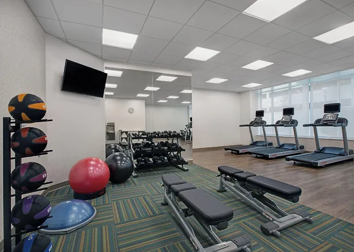 Holiday Inn Express - Milwaukee Downtown By Ihg